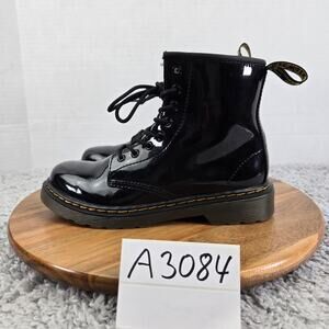 Dr. Martens 1460 J Black Leather Lace Up Casual Lifestyle Daily Boots Kids 3